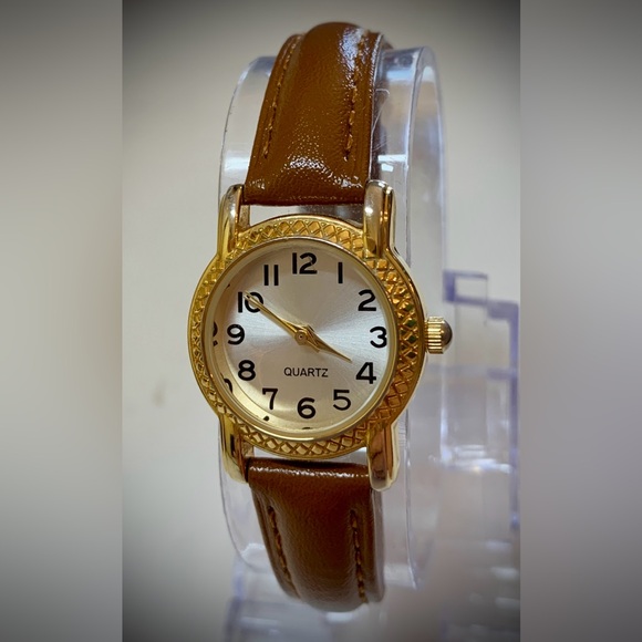 Ladies quartz watch - Picture 1 of 6